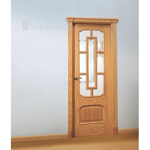 Puerta clásica en madera de roble